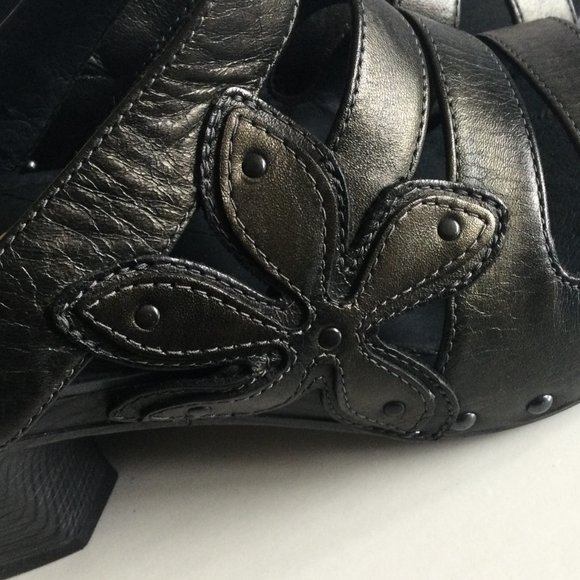 Dansko Nigella Sandals Comfort Strappy Size 9 Black heels Leather - Picture 16 of 16